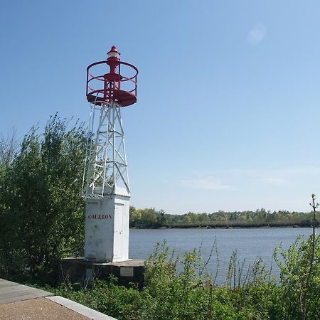 Bed and Breakfast La Vigie Coueron Екстер'єр фото