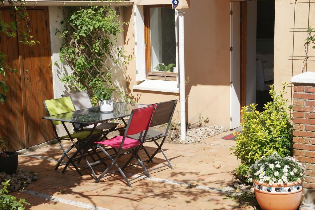 Bed and Breakfast La Vigie Coueron Екстер'єр фото