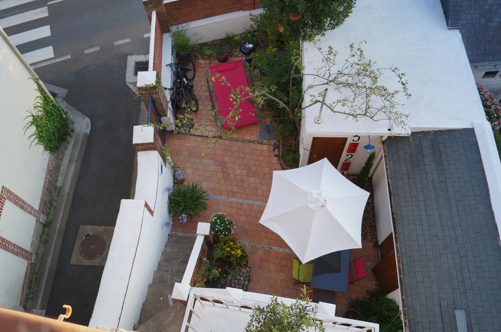 Bed and Breakfast La Vigie Coueron Екстер'єр фото